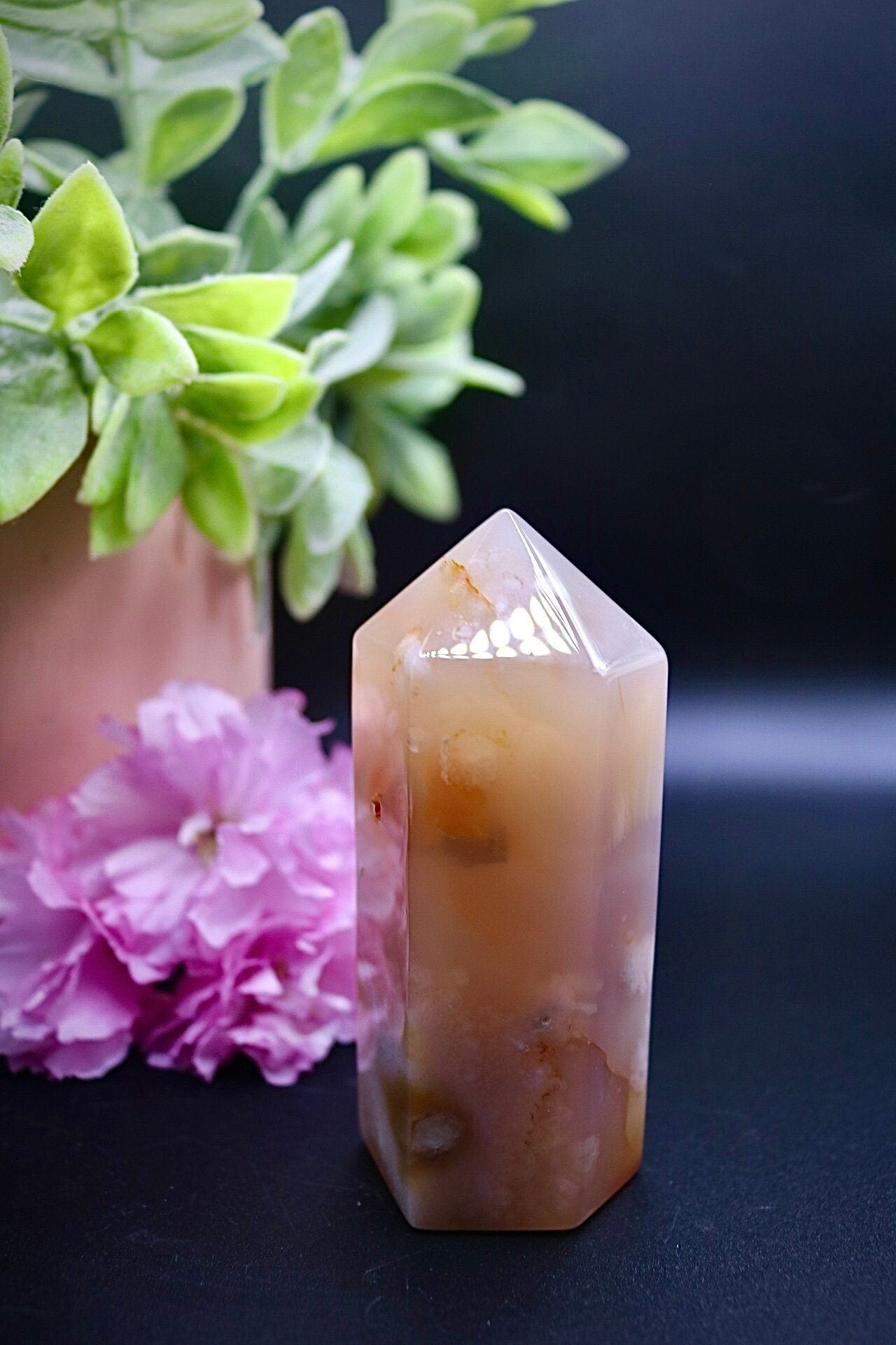 High Quality Flower Agate Towers